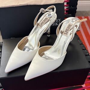 Badgley Mischka Lucille White Pointed Pumps and Heart Heels